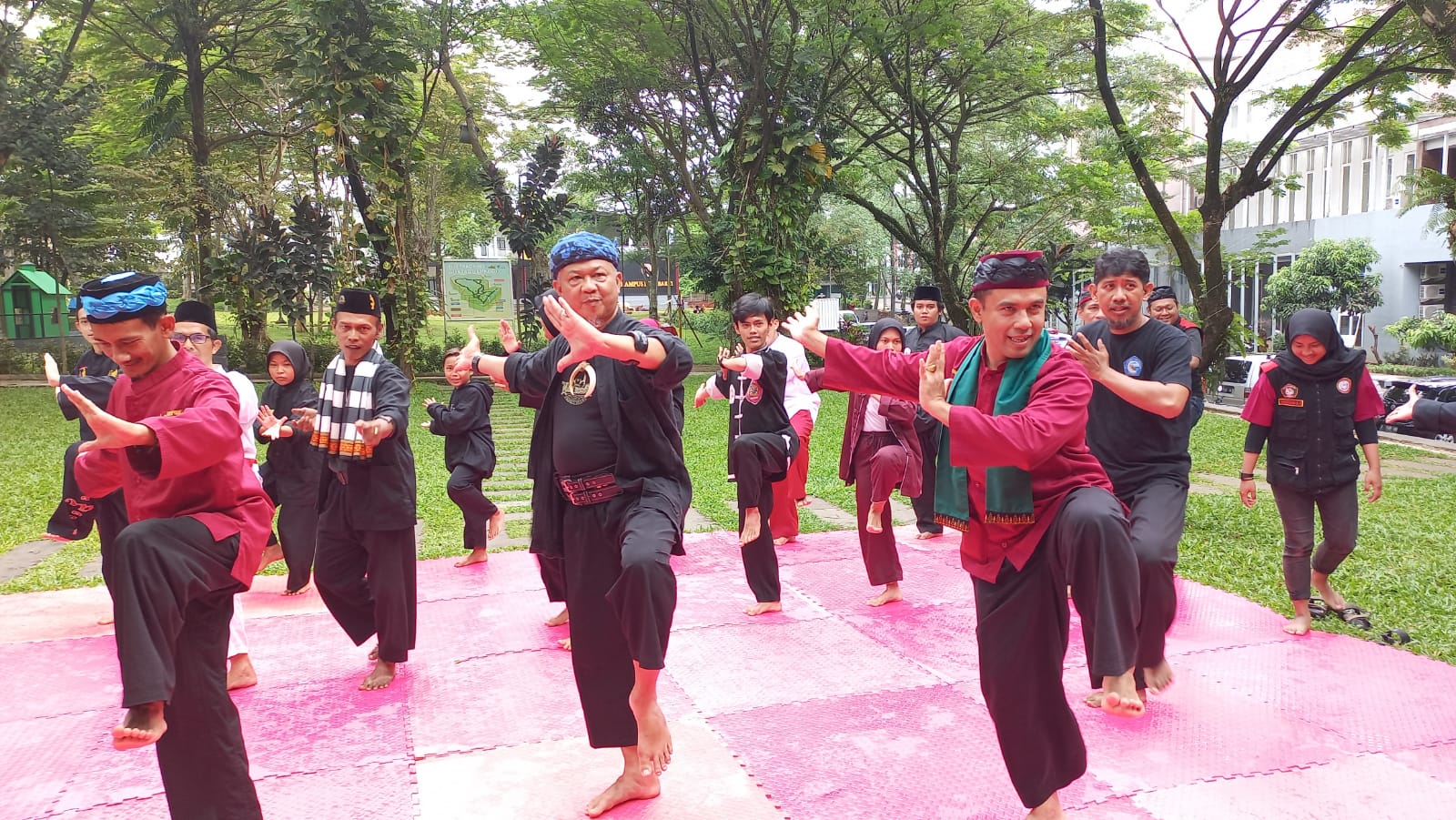  Tahun 2024  Pelatihan Training Ibingan Silat Pasangiri kampung Silat Jampang